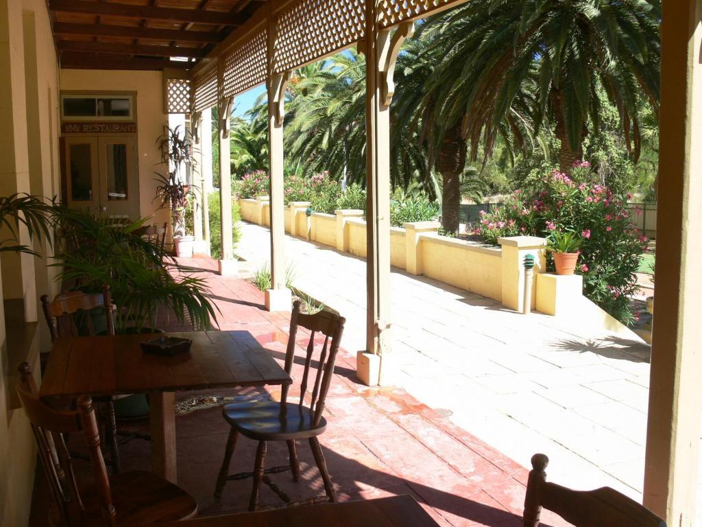 The Priory Hotel Dongara Extérieur photo