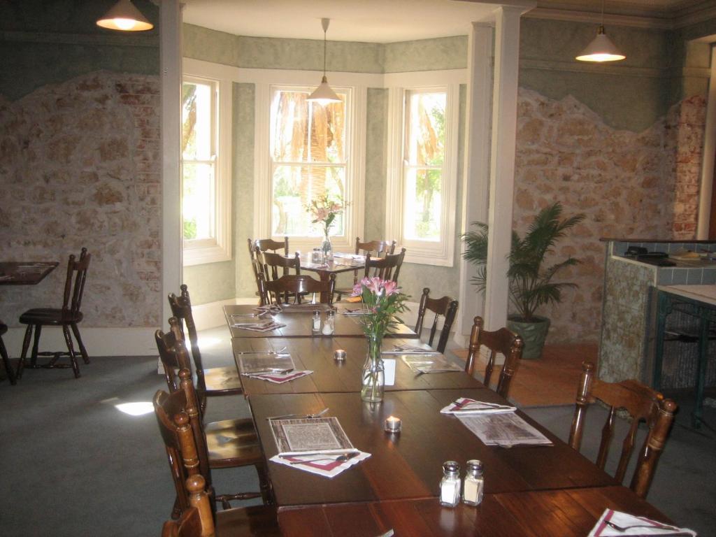 The Priory Hotel Dongara Extérieur photo