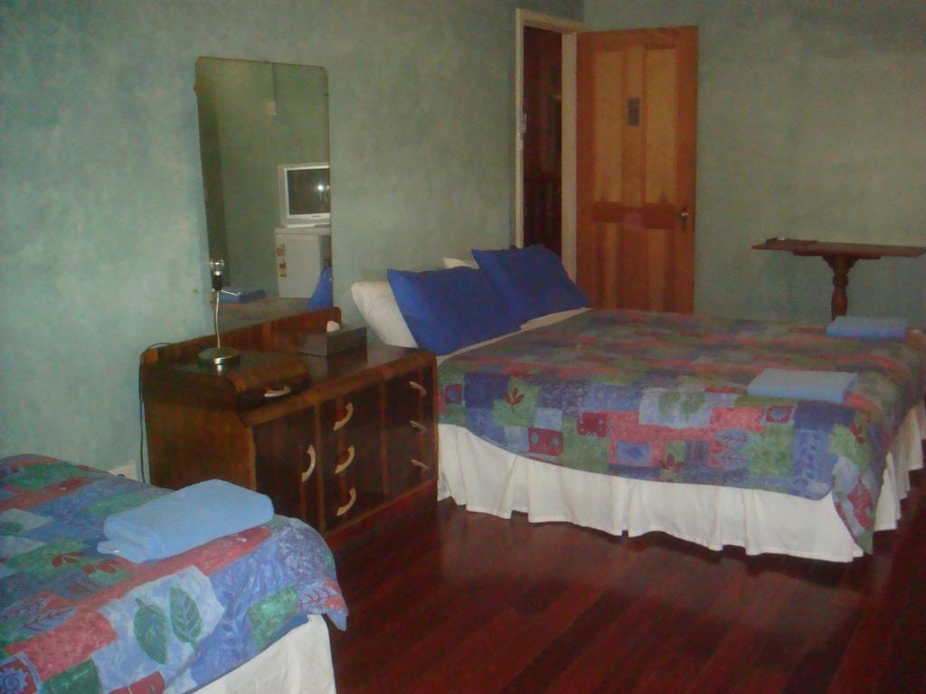 The Priory Hotel Dongara Chambre photo