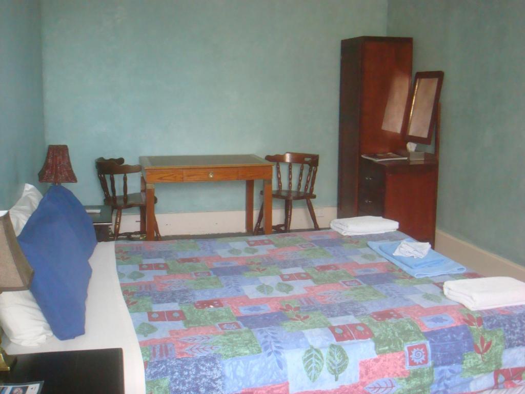 The Priory Hotel Dongara Chambre photo