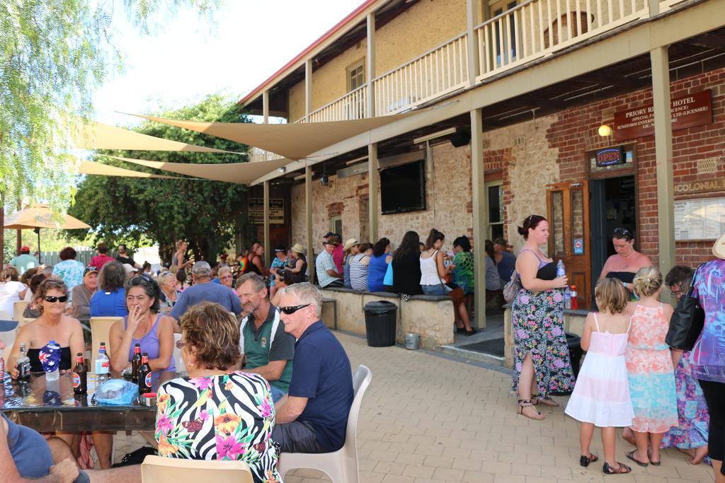 The Priory Hotel Dongara Extérieur photo
